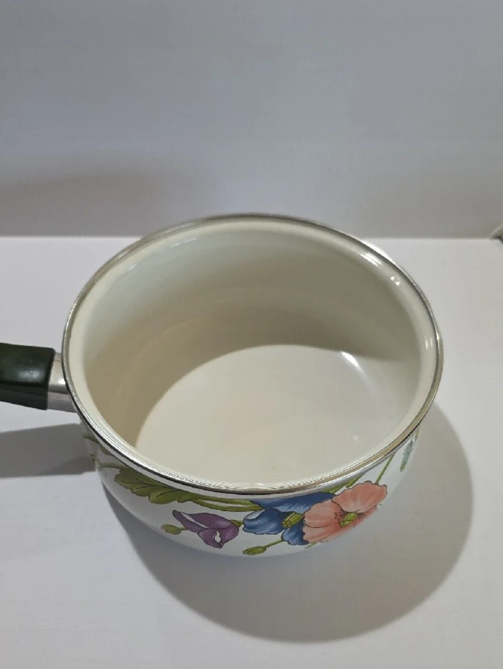 Villeroy & Boch Amapola Cookware Pot with Pink, Blue & Green Floral Motif